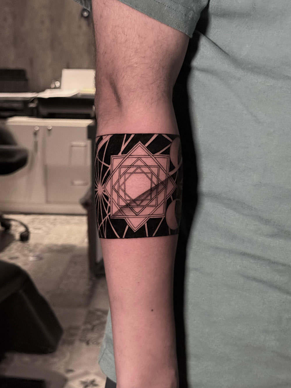 artist-tattoo-1